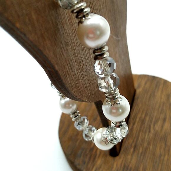 L&F Faux Pearl Crystal Beaded Stretch Bracelet with Silver-tone Spacers - Picture 8 of 8
